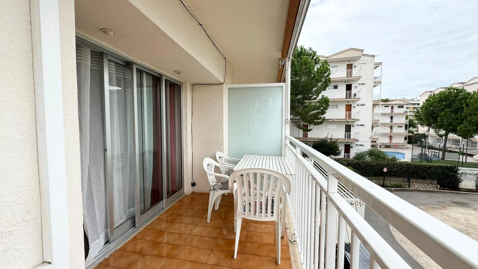 Apartsalou Priorat 公寓